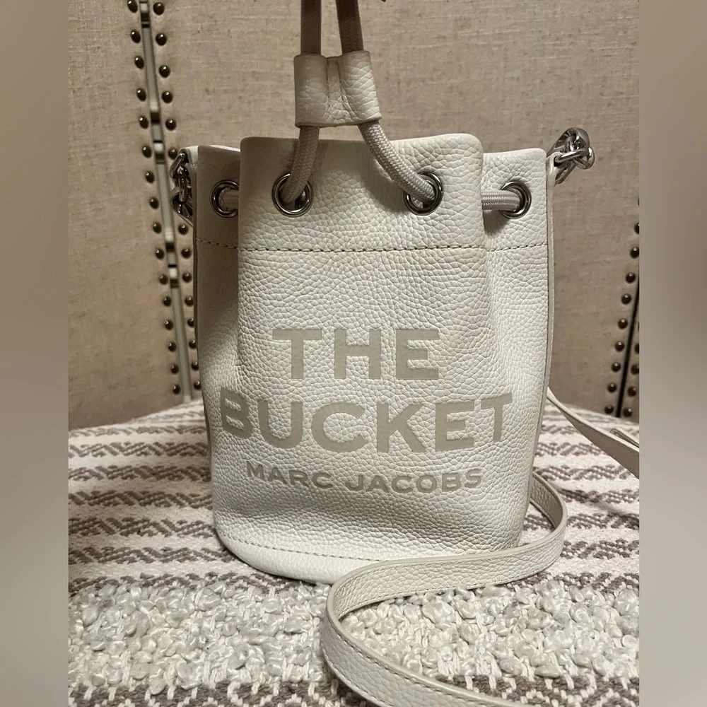 Marc Jacobs the bucket bag Small white silver - Picture 14 of 14
